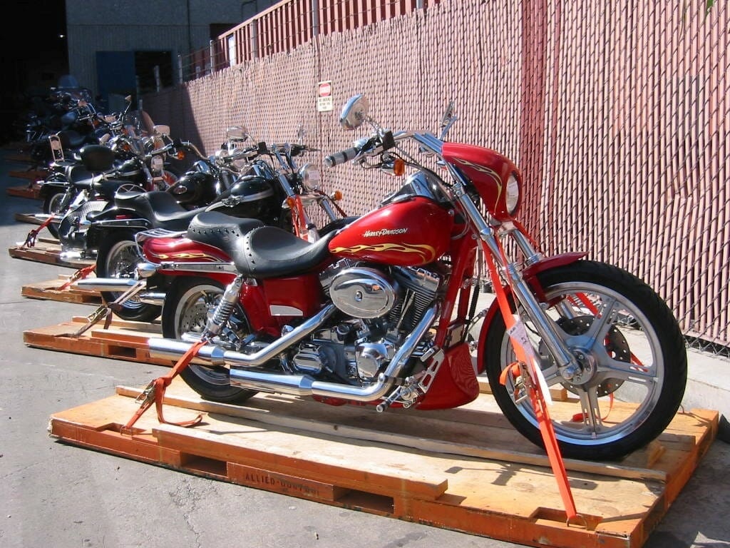 How to Ship Motorcycles With Secure Shipping Methods for Long Distance Transport